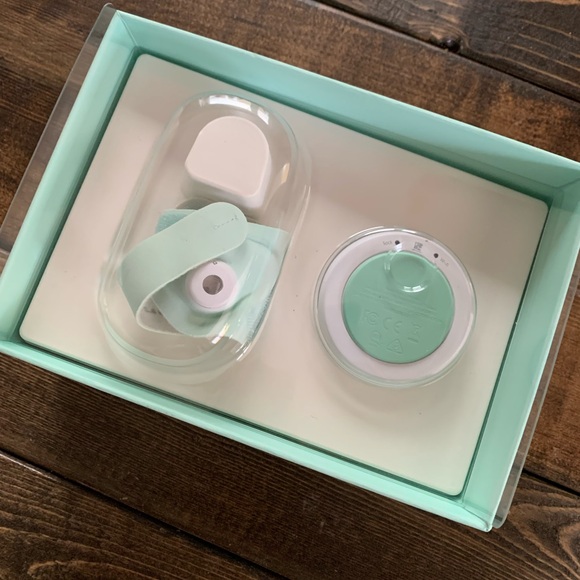 Owlet Smart Sock Kit - Picture 2 of 2